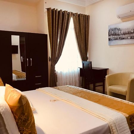 Labev Hotel Κούμασι Εξωτερικό φωτογραφία