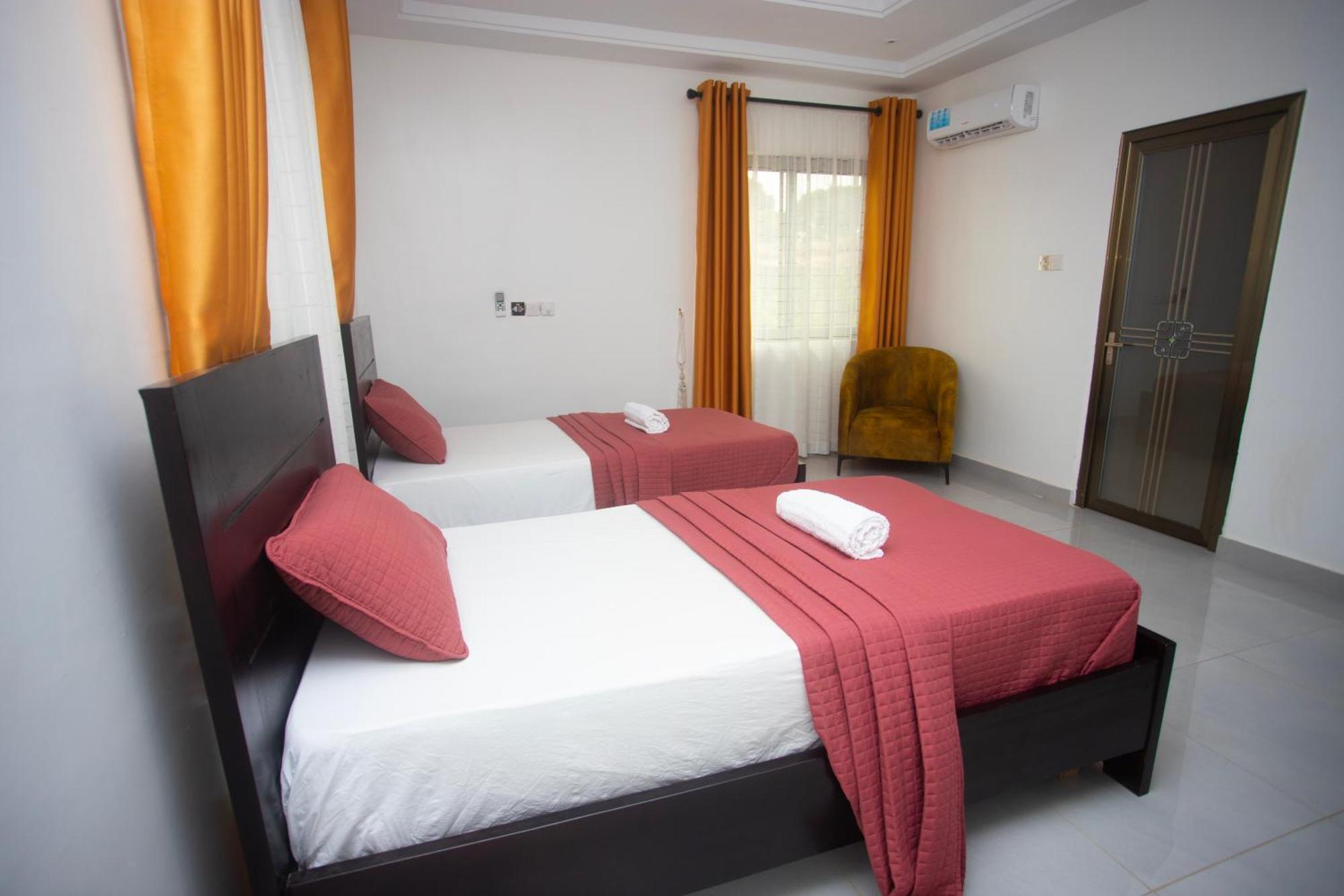 Labev Hotel Κούμασι Εξωτερικό φωτογραφία