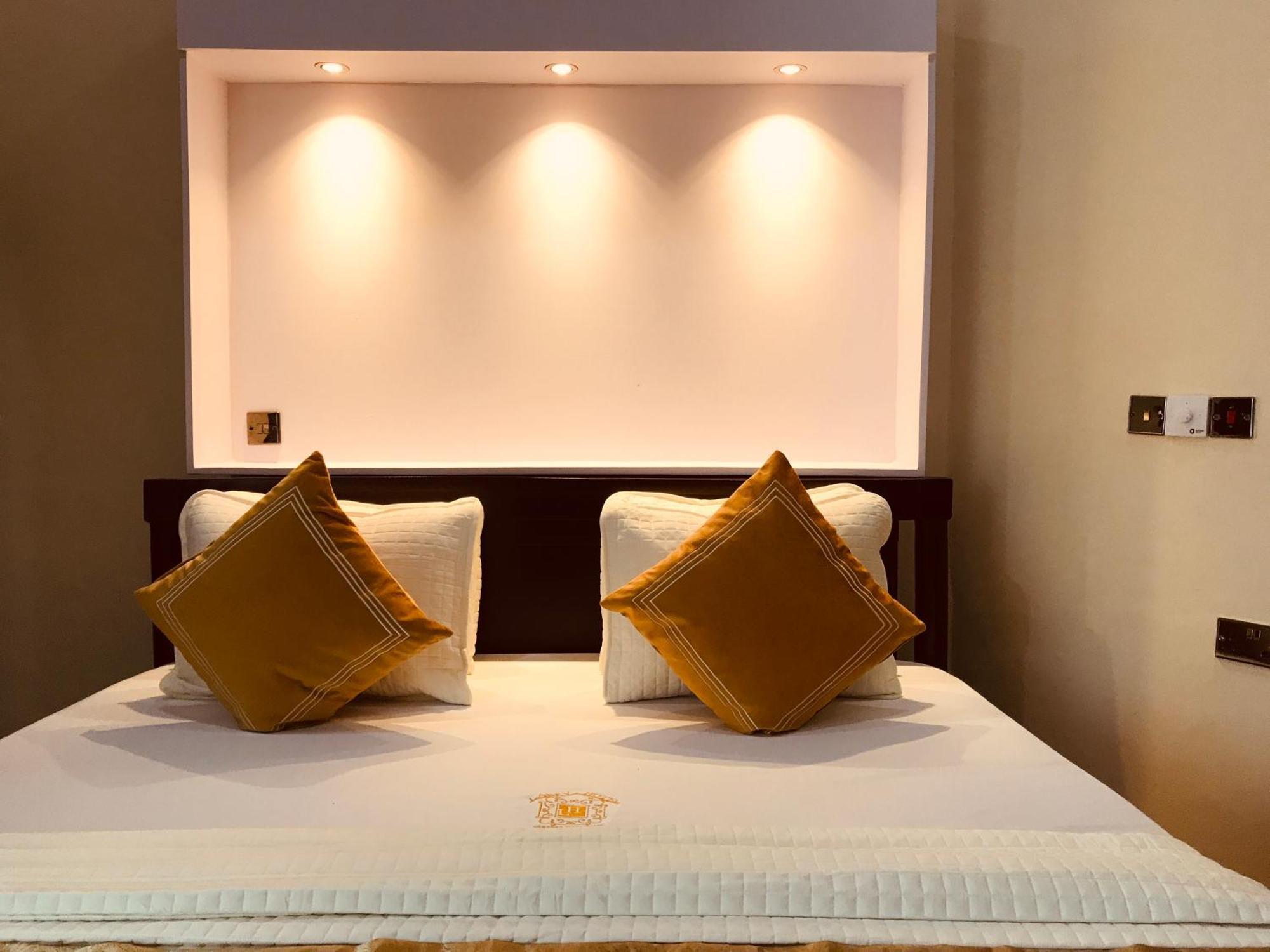 Labev Hotel Κούμασι Εξωτερικό φωτογραφία