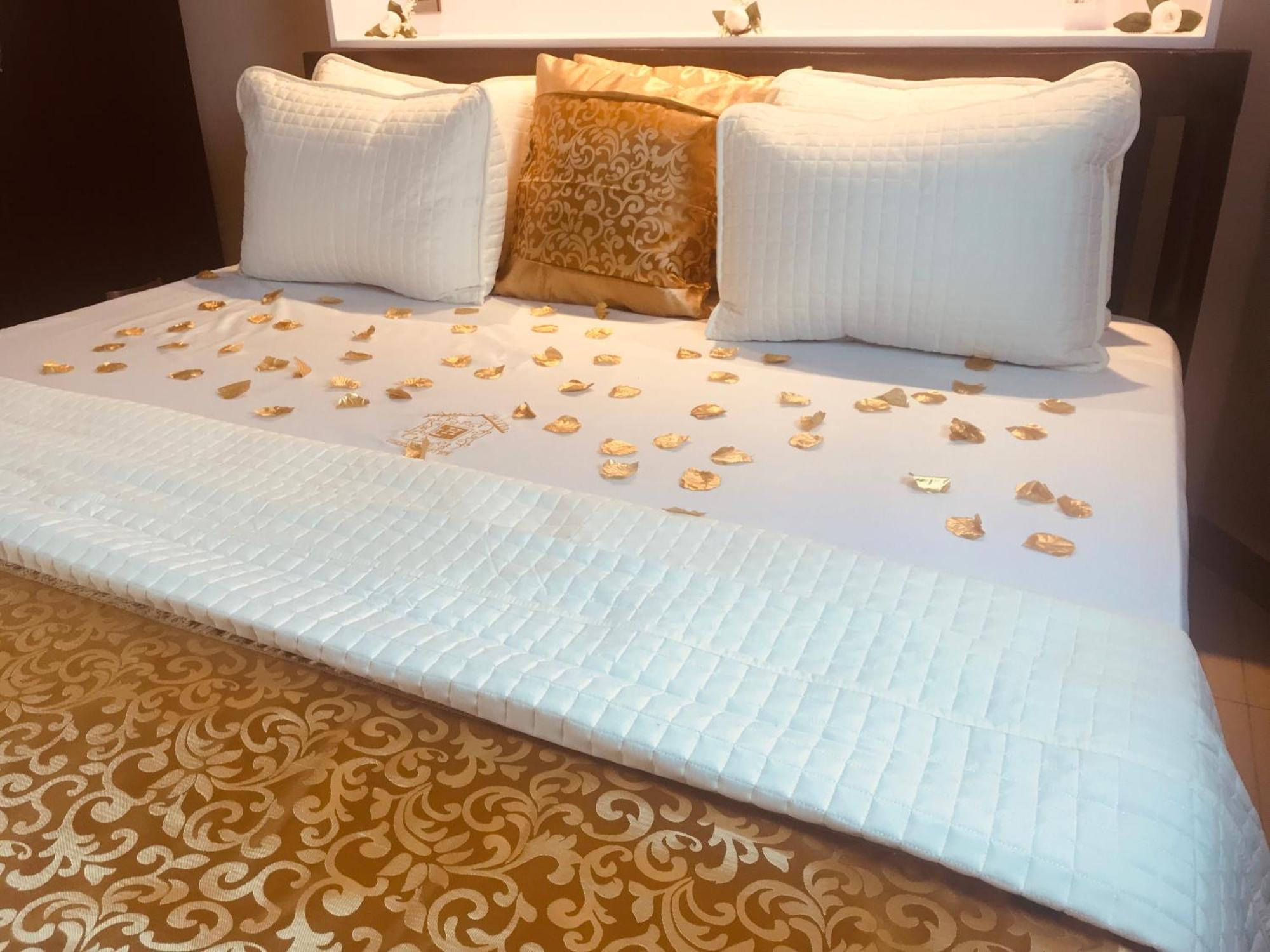 Labev Hotel Κούμασι Εξωτερικό φωτογραφία